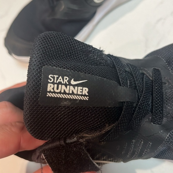 Kids Nike Star Runner 2.0 size 13C 8.5/10 condition - Picture 2 of 5
